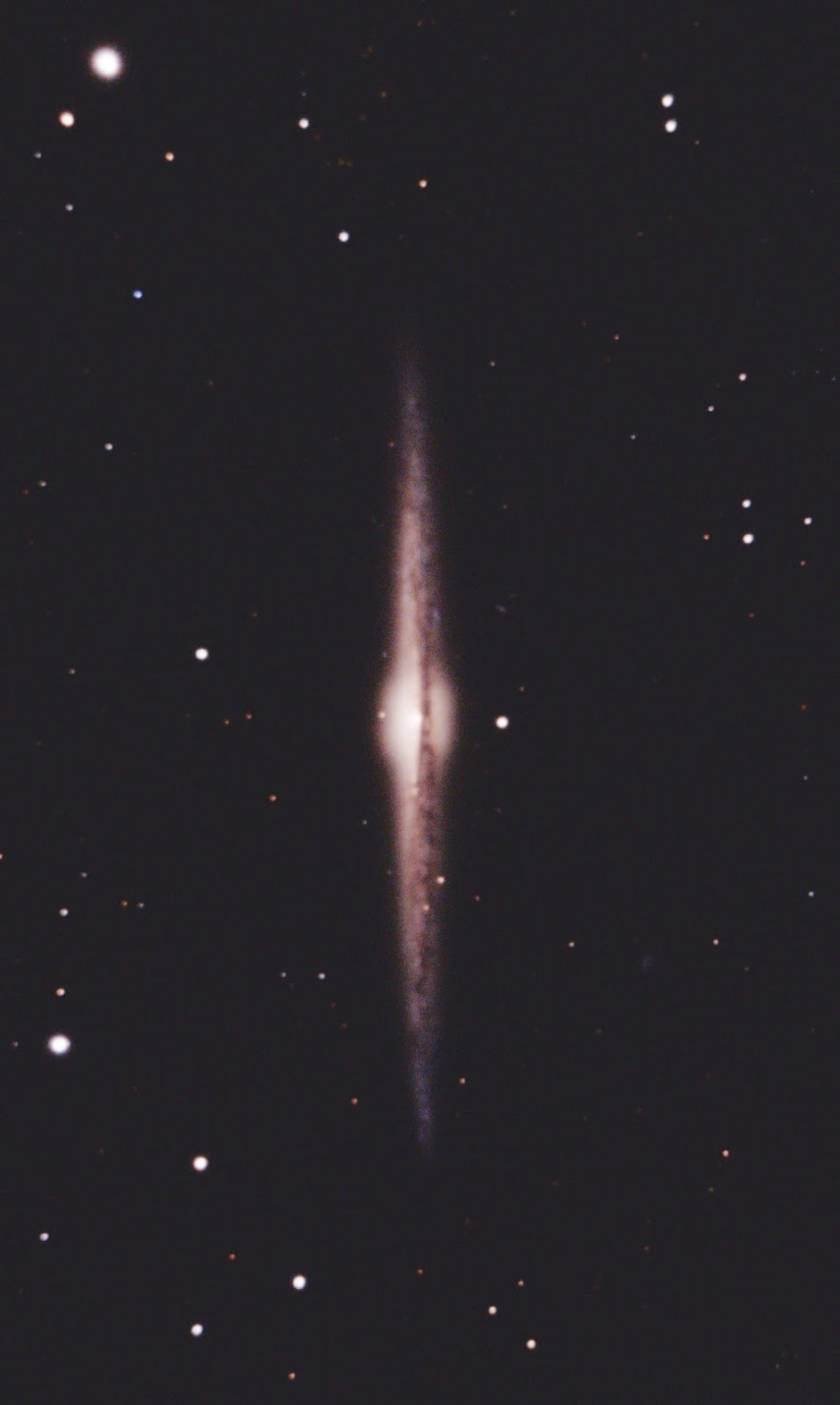 NGC 4565, by Orlando